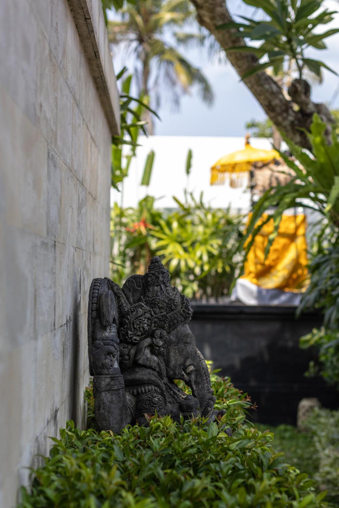 Kalm Bali Hotel Canggu Eksteriør billede